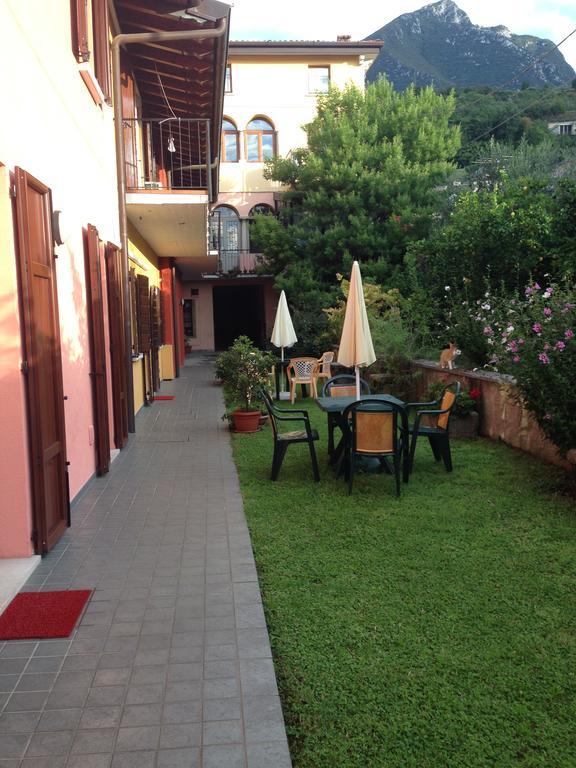 Ca' Dei Gatti Villa Toscolano Maderno Exterior foto