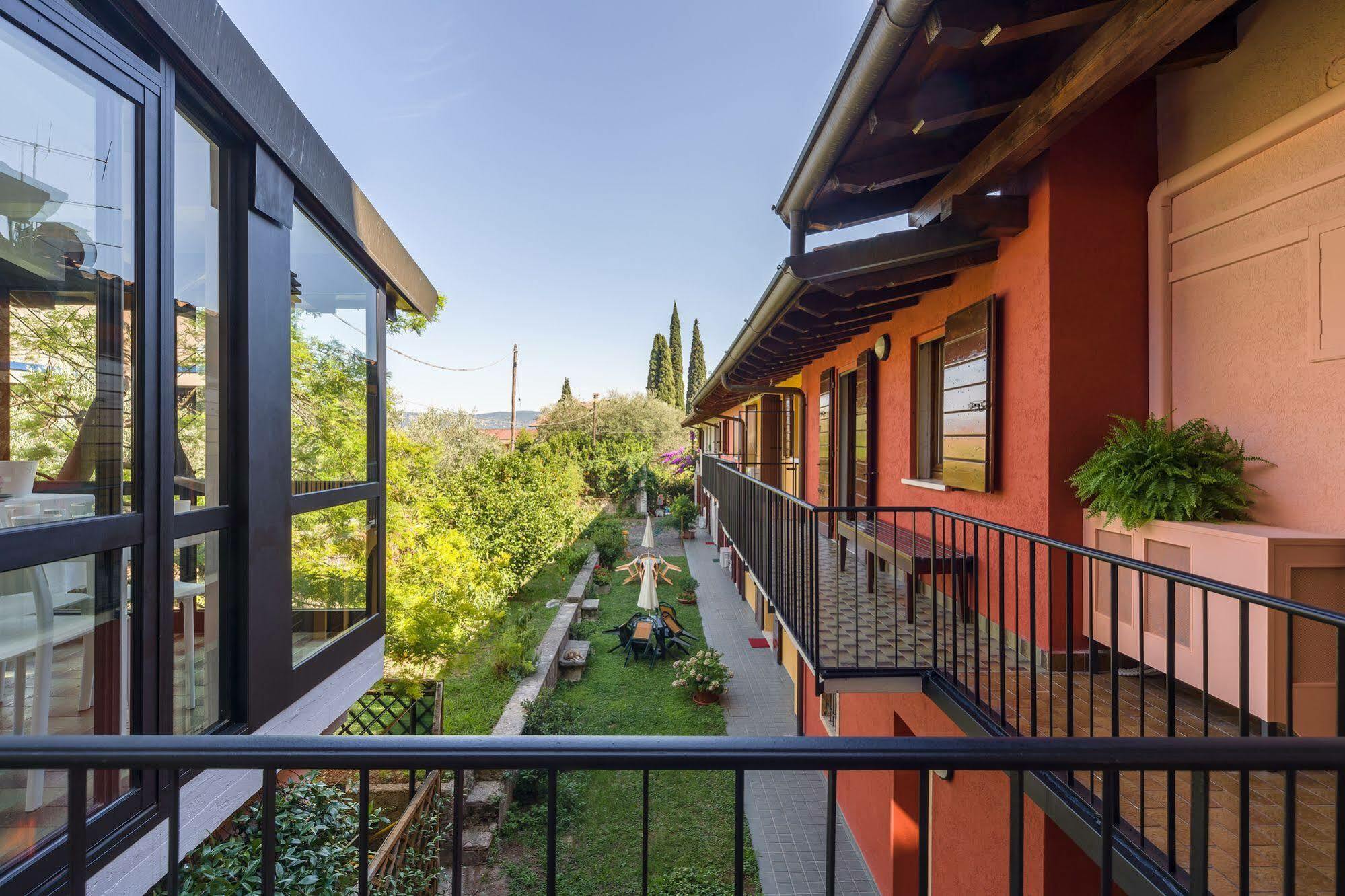 Ca' Dei Gatti Villa Toscolano Maderno Exterior foto